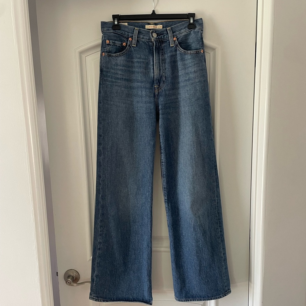 Levis Wide Leg Ribcage Jeans - Medium Wash Size 26